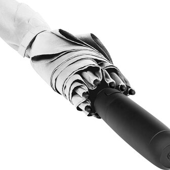 Fare Skylight 7749 windproof middelgrote paraplu met ledlamp wit