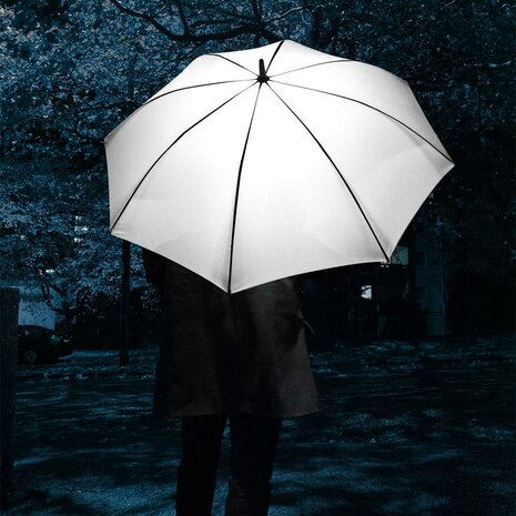 Fare Skylight 7749 windproof middelgrote paraplu met ledlamp wit